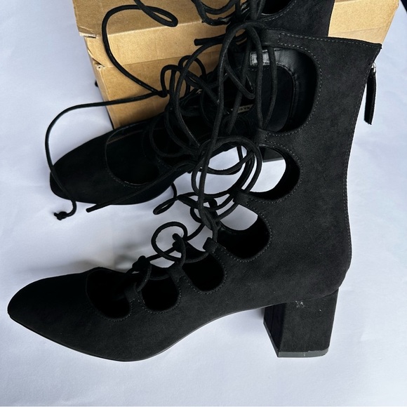 Zara Women’s Basic Black Lace Up Block Heels Booties Boho Witchy Goth Neutral 8 - Picture 9 of 12
